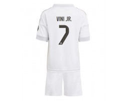 Real Madrid Vinicius Junior #7 Dětské Domácí Dres 2025-26 Krátký Rukáv (+ trenýrky)