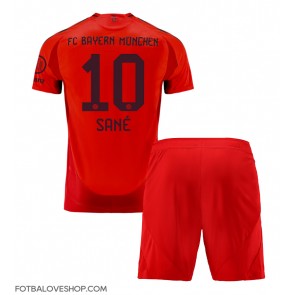 Bayern Munich Leroy Sane #10 Dětské Domácí Dres 2024-25 Krátký Rukáv (+ trenýrky)