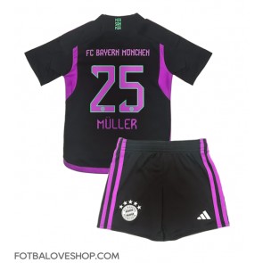 Bayern Munich Thomas Muller #25 Dětské Venkovní Dres 2023-24 Krátký Rukáv (+ trenýrky)