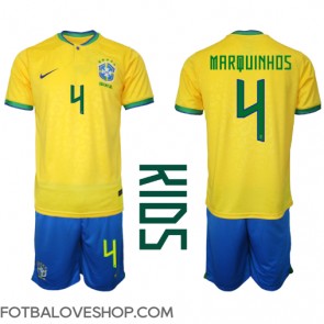 Brazílie Marquinhos #4 Dětské Domácí Dres MS 2022 Krátký Rukáv (+ trenýrky)