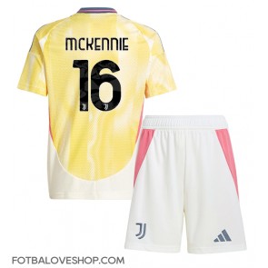 Juventus Weston McKennie #16 Dětské Venkovní Dres 2024-25 Krátký Rukáv (+ trenýrky)