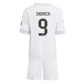 Real Madrid Endrick #9 Dětské Domácí Dres 2025-26 Krátký Rukáv (+ trenýrky)