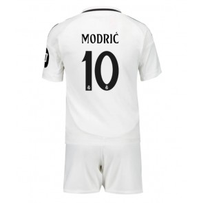 Real Madrid Luka Modric #10 Dětské Domácí Dres 2024-25 Krátký Rukáv (+ trenýrky)
