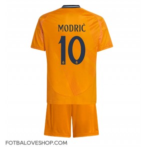Real Madrid Luka Modric #10 Dětské Venkovní Dres 2024-25 Krátký Rukáv (+ trenýrky)