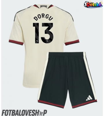 Manchester United Patrick Dorgu #13 Dětské Alternativní Dres 2026-27 Krátký Rukáv (+ trenýrky)