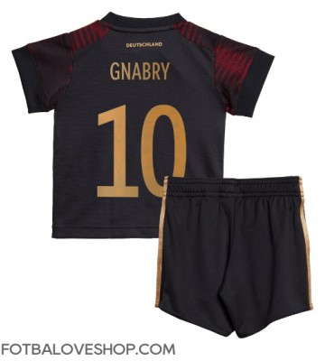 Německo Serge Gnabry #10 Dětské Venkovní Dres MS 2022 Krátký Rukáv (+ trenýrky)